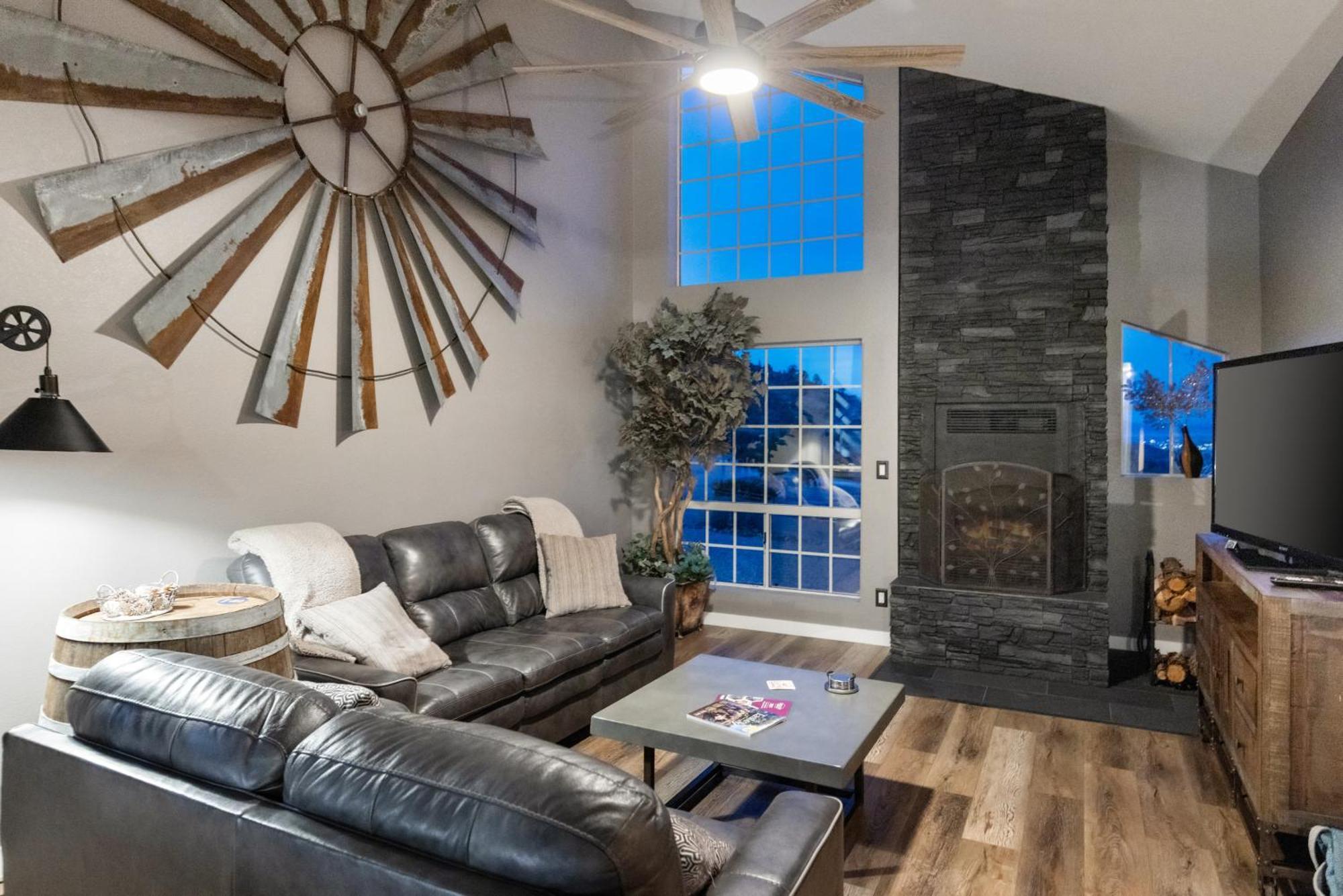Luxury Prescott Home 4K Ft- Sleeps 22 Whot Tub 외부 사진