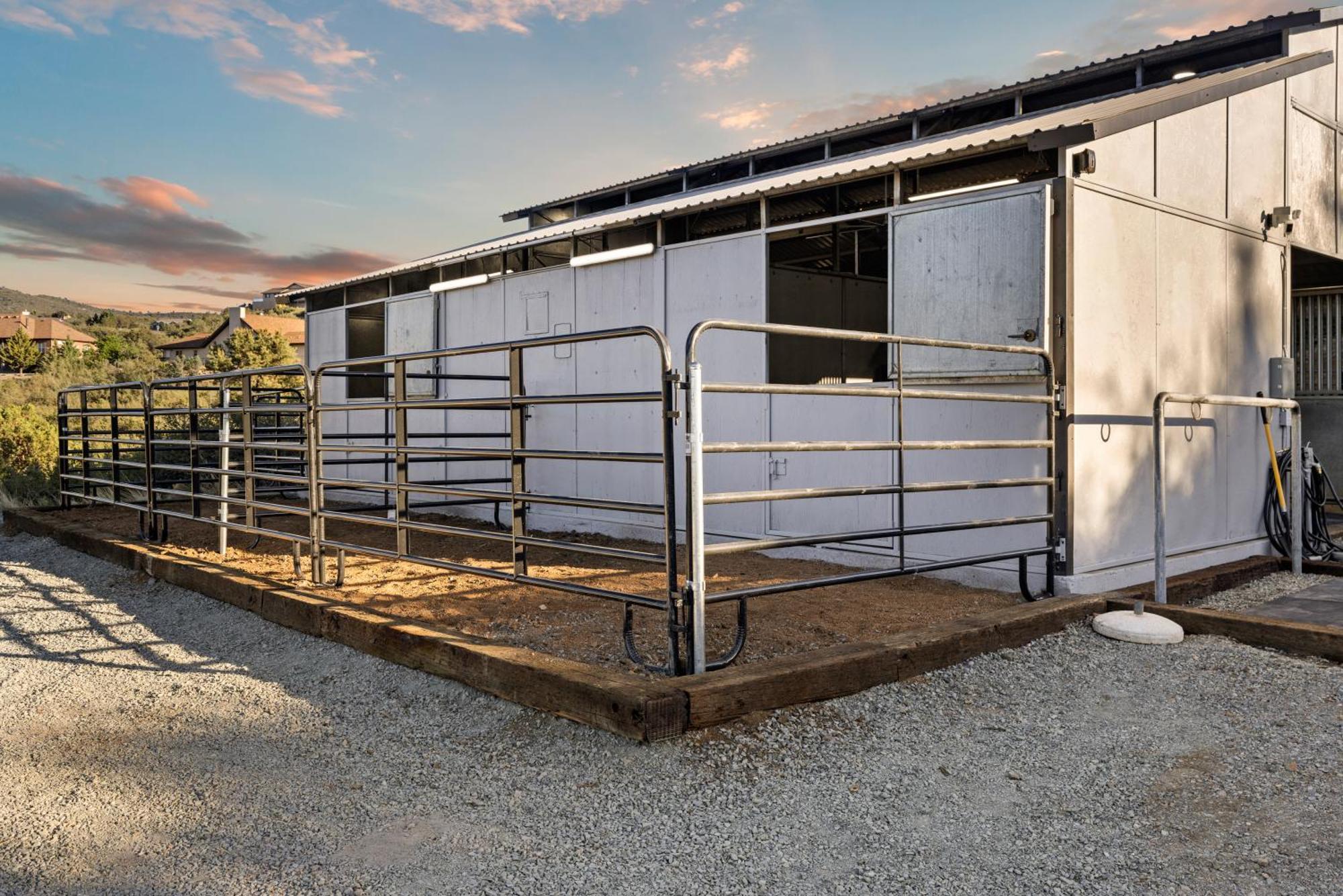 Luxury Prescott Home 4K Ft- Sleeps 22 Whot Tub 외부 사진