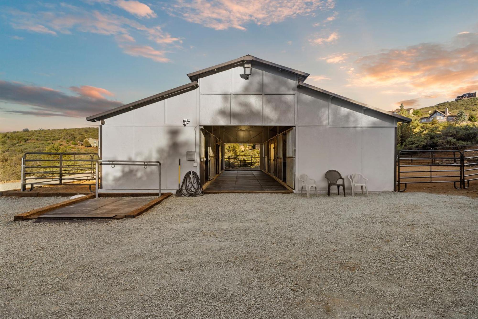 Luxury Prescott Home 4K Ft- Sleeps 22 Whot Tub 외부 사진